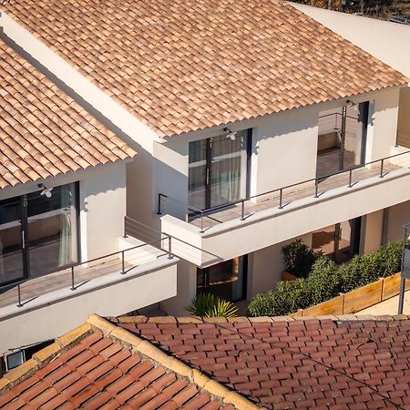 Отель Les Loges Du Luberon Coustellet Экстерьер фото
